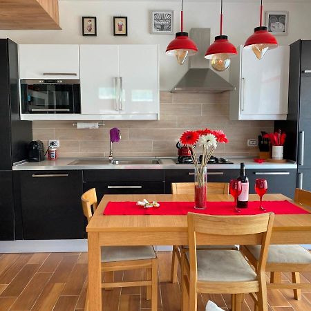 Nidi Del Faggio Rosso - Family Holiday Home Maresca Dış mekan fotoğraf